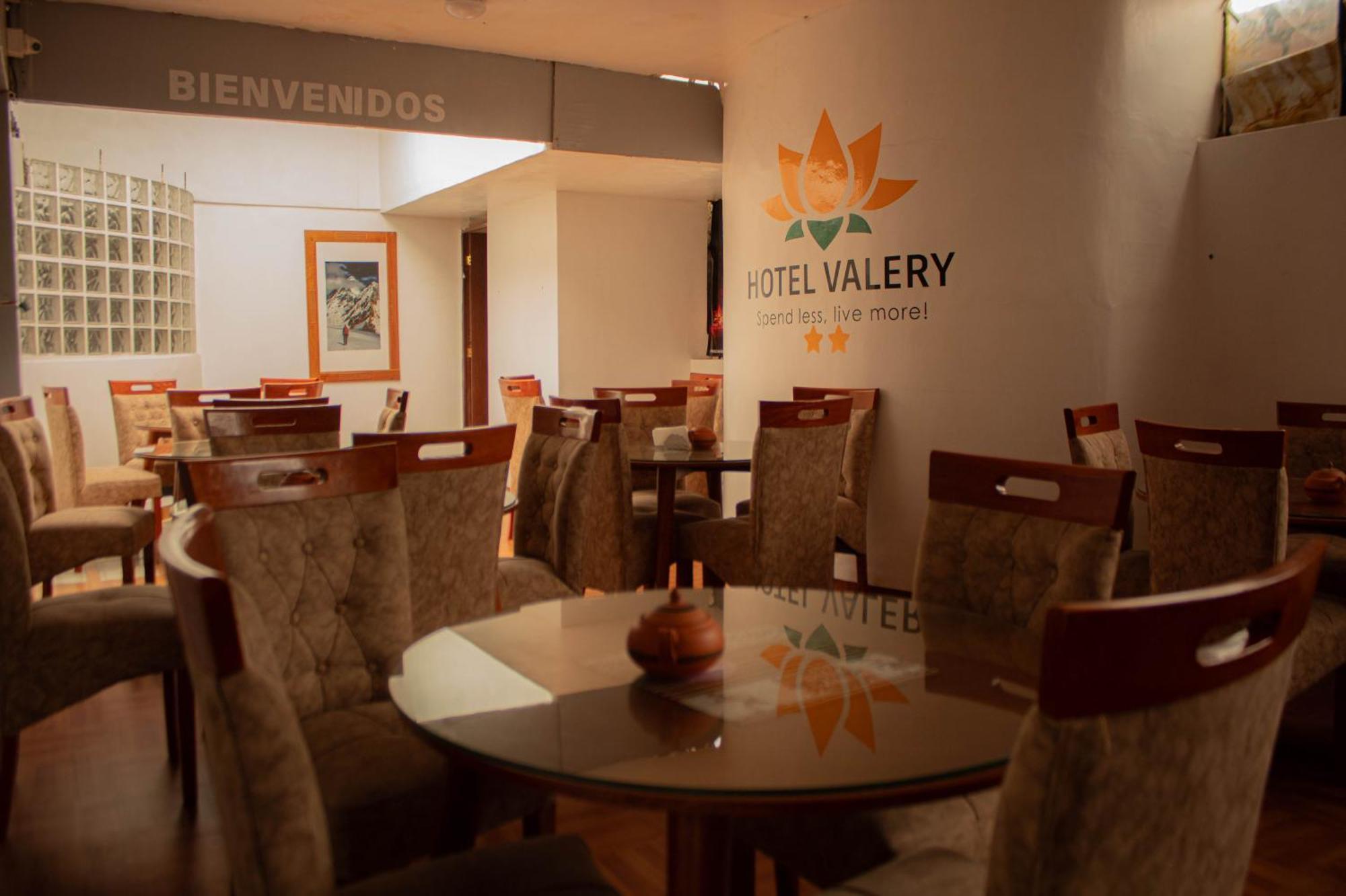 Hotel Valery 2 Estrellas Huaraz  Exteriör bild