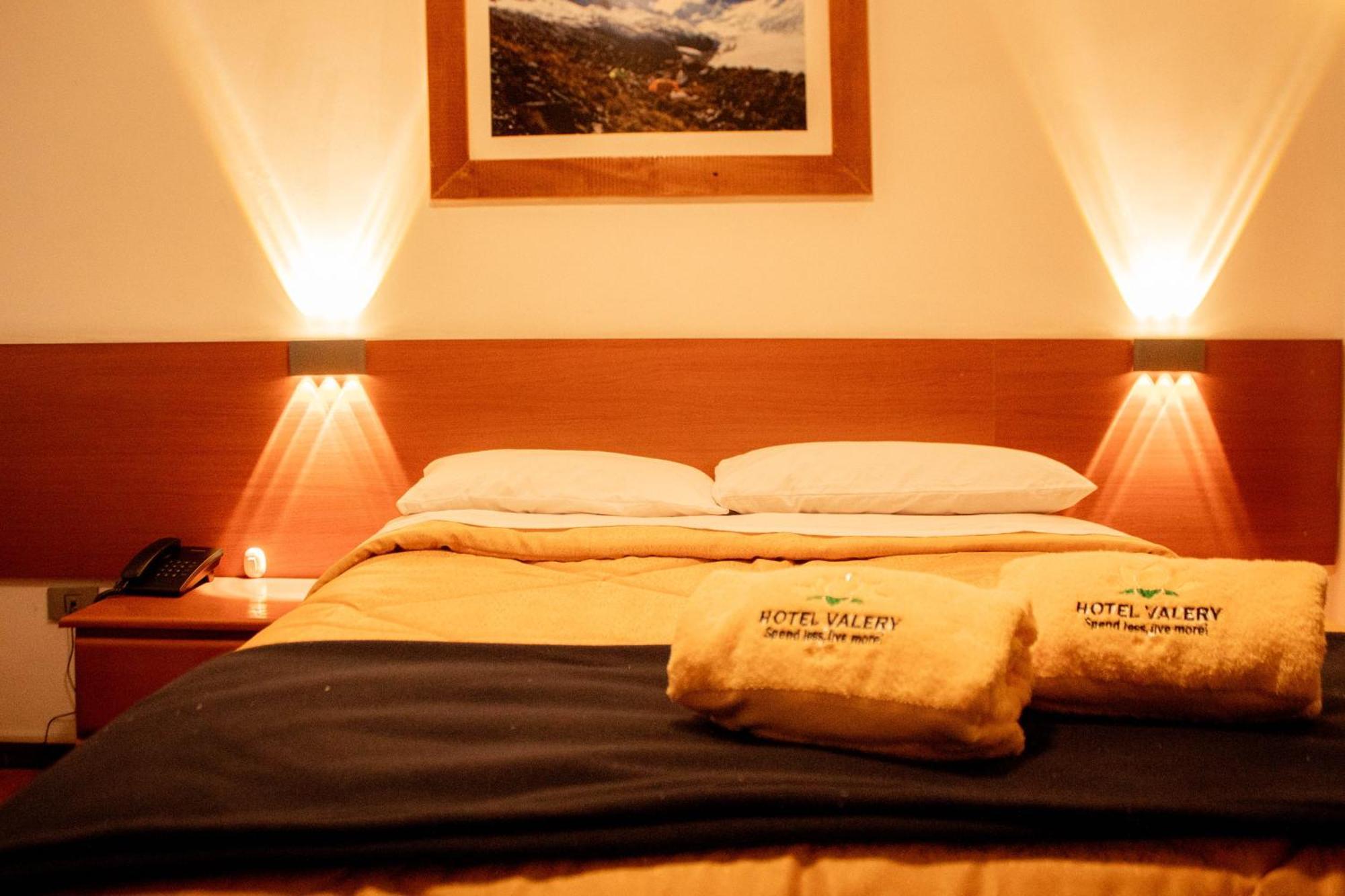 Hotel Valery 2 Estrellas Huaraz  Exteriör bild
