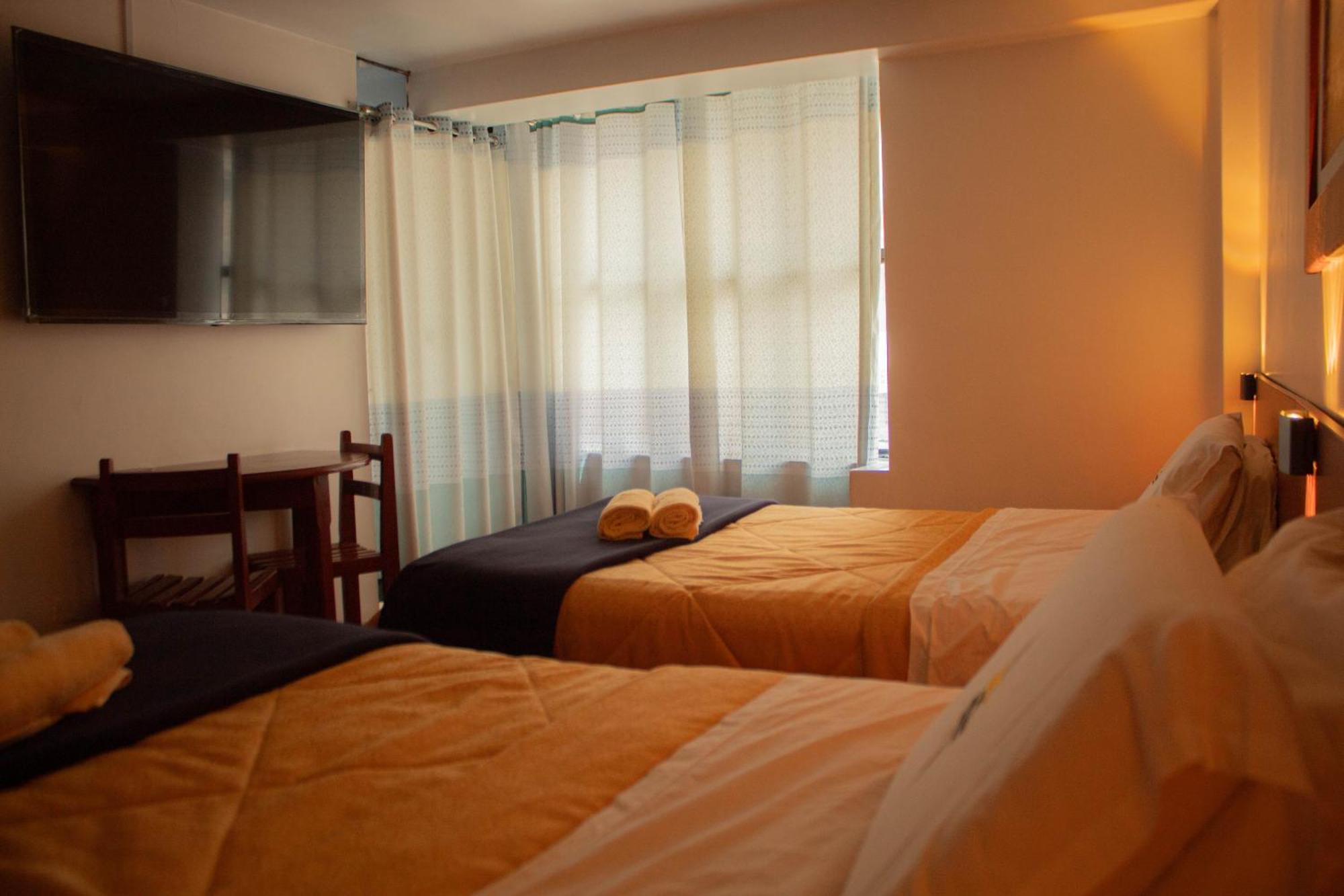 Hotel Valery 2 Estrellas Huaraz  Exteriör bild