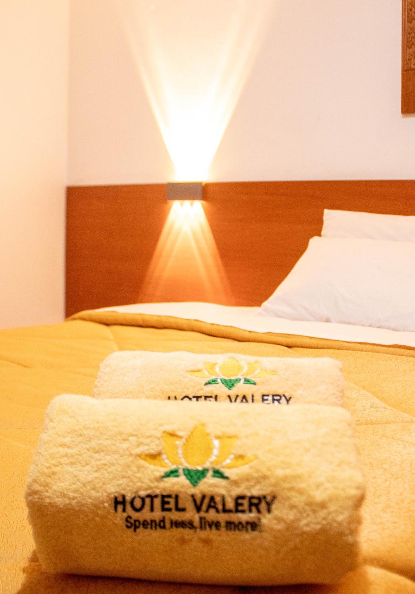 Hotel Valery 2 Estrellas Huaraz  Exteriör bild